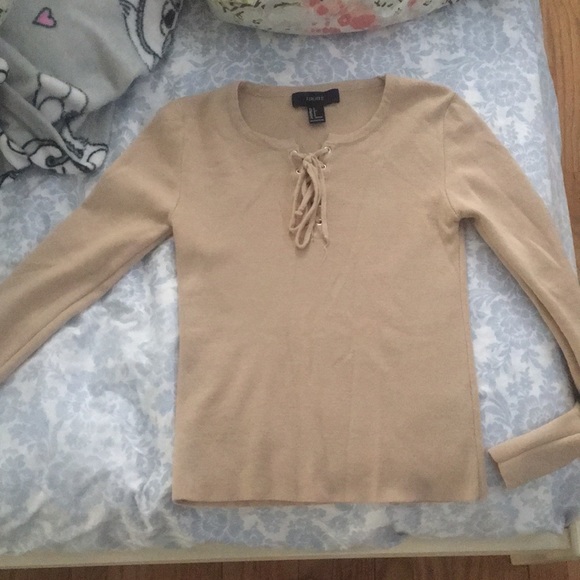F21 Sweater-WORN ONCE!! - Picture 1 of 2